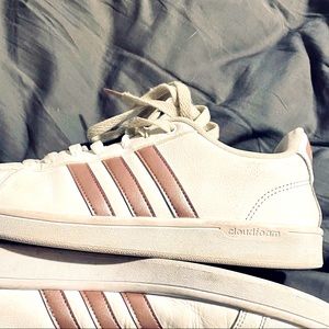 ADIDAS white & purple sz 42.5